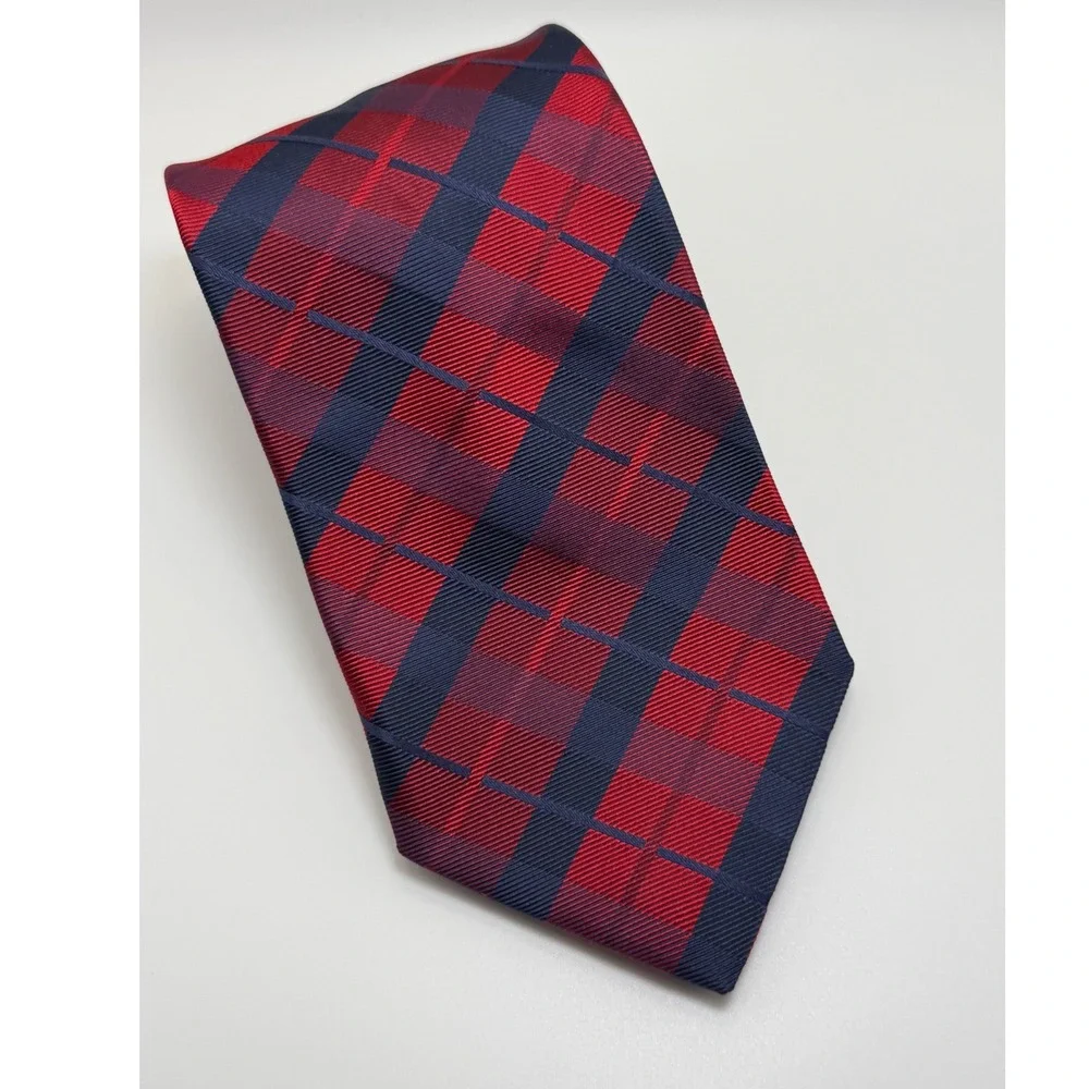 Breuer Plaid Silk Necktie One Size Red Navy Blue Preppy Classic Professional